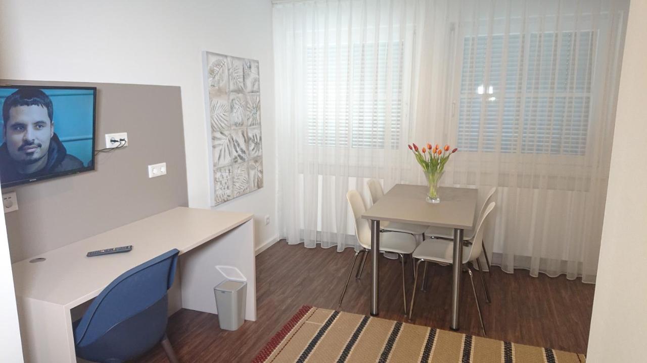 Apart-House Nuernberg Aparthotel Eksteriør bilde